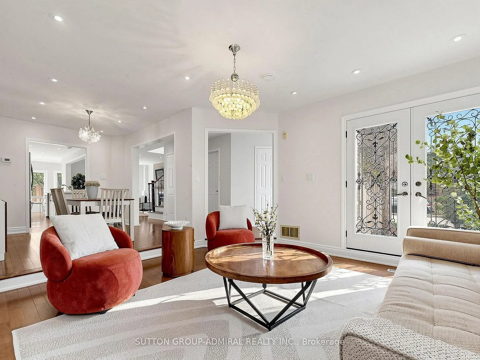 4 bed, $4,200 — Photo 2