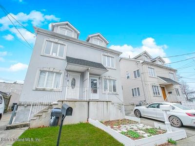 70 Area Pl, Staten Island, NY, 10314