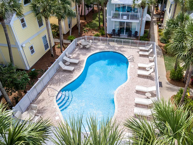 69 Crystal Beach Dr #12B — Photo 4