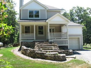 Birch Dr, Shohola, PA 18458