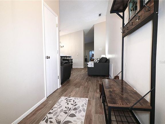 5th image of 166 Nazha Dr