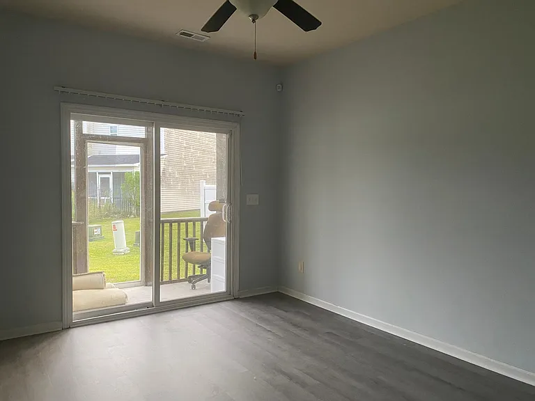 214 Glenhaven Ln — Photo 13