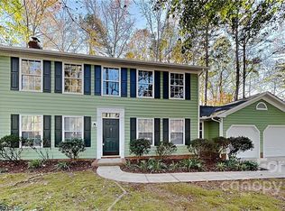 2700 Gold Spike Ct, Matthews, NC 28105