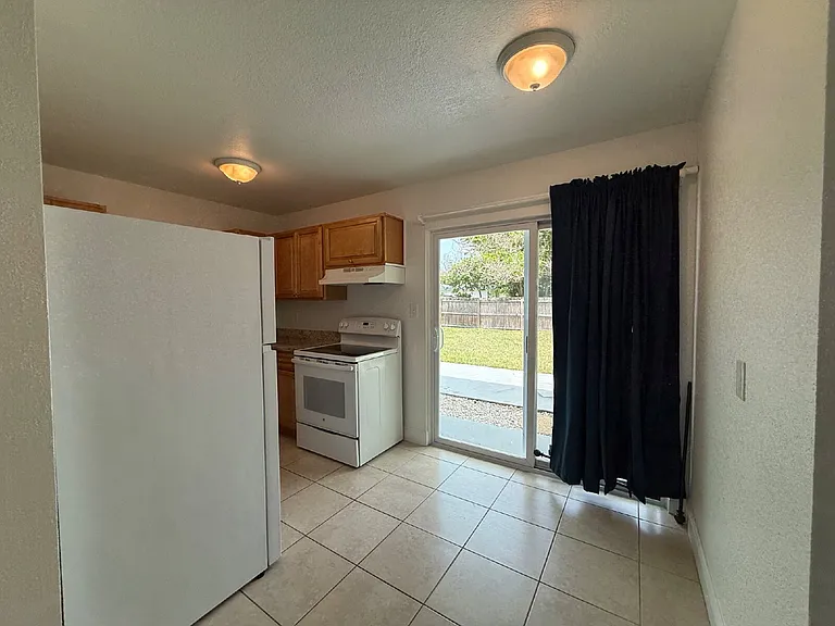 8210 Orange Ave #2 — Photo 6