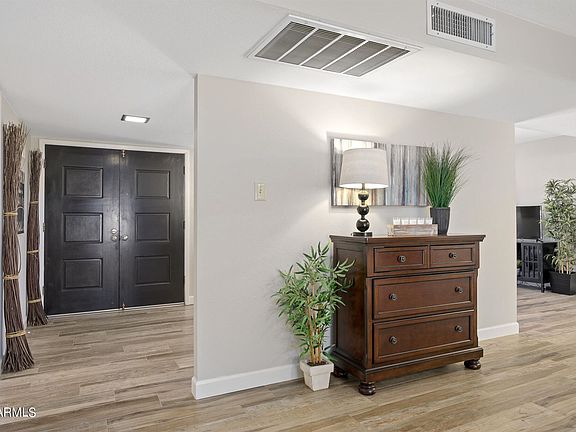 3rd image of 3619 W Caribbean Ln