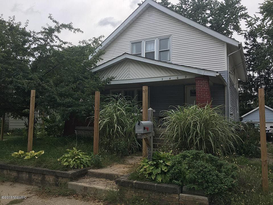 1st image of 2409 Woodward Ave SW