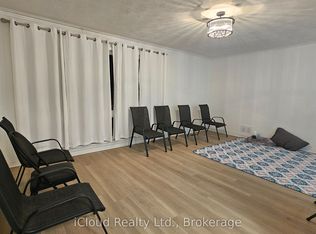 1393 Birchmount Rd, Toronto, ON M1P2E2