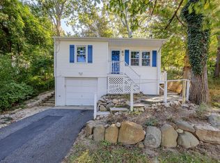 78 Harbor Beach Rd, Miller Place, NY 11764