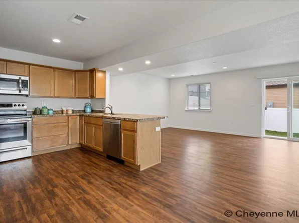 1532 Richard Martin Dr, Cheyenne, WY 82007