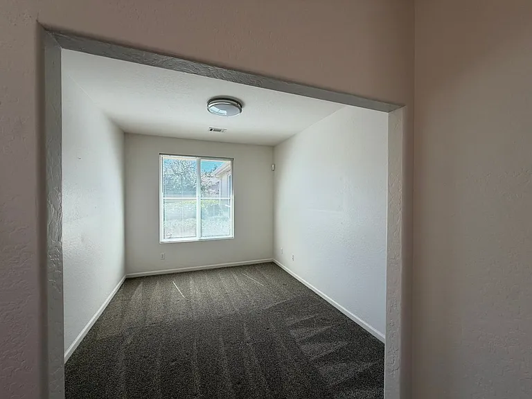 1226 Firefly Ct — Photo 24