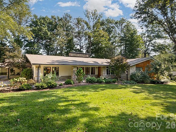 2nd image of 6 Deerfield Rd