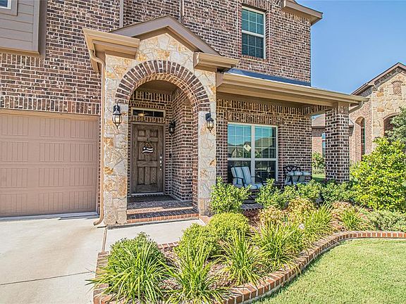 3rd image of 725 Gold Hill Trl