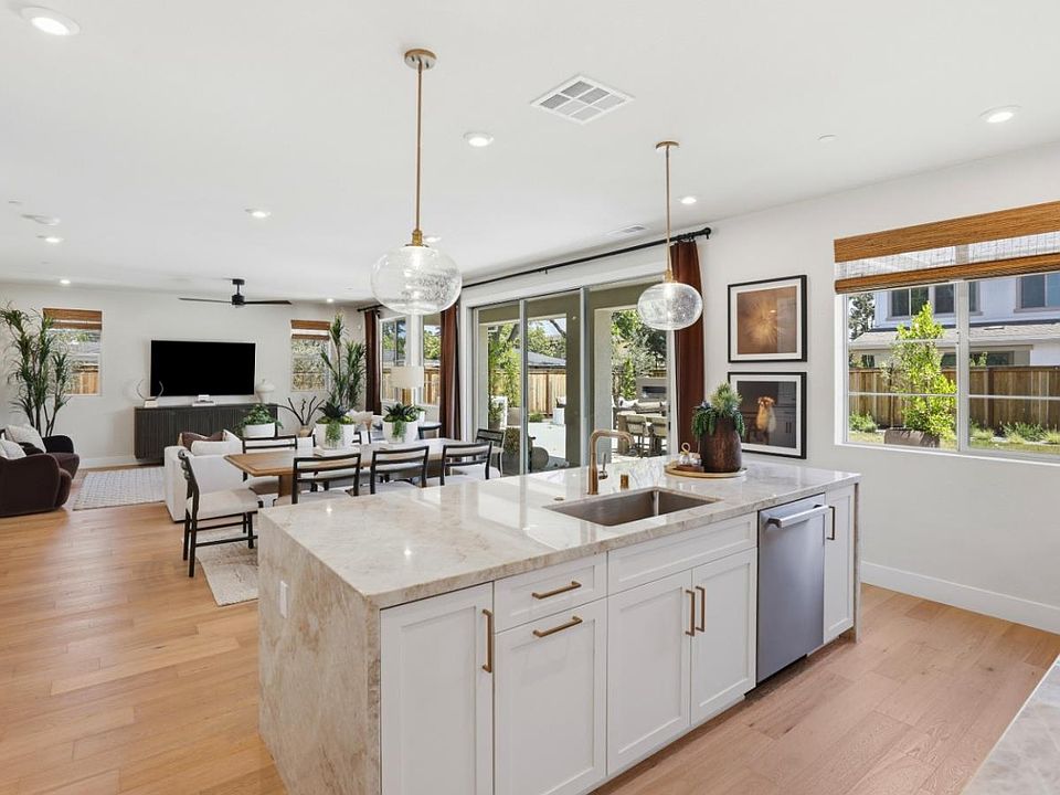 1st image of 7392 Ailes Ct