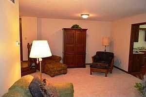 4th image of 316 Dunham Pl