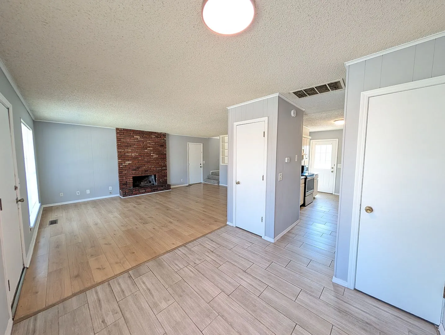 9904 East 22nd Place — Photo 4