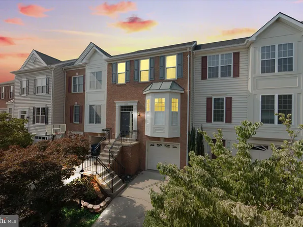44005 Kings Arms Sq, Ashburn, VA 20147