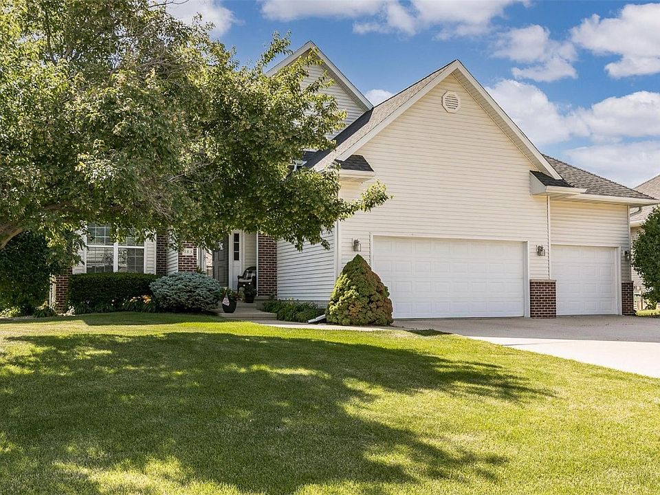 385 Brougham Rd, Robins, IA 52328 Zillow