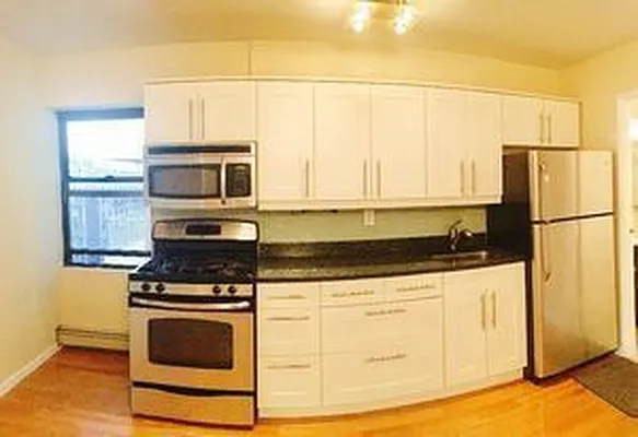 Rented by Jade Stone Real Estate Consulting | media 22