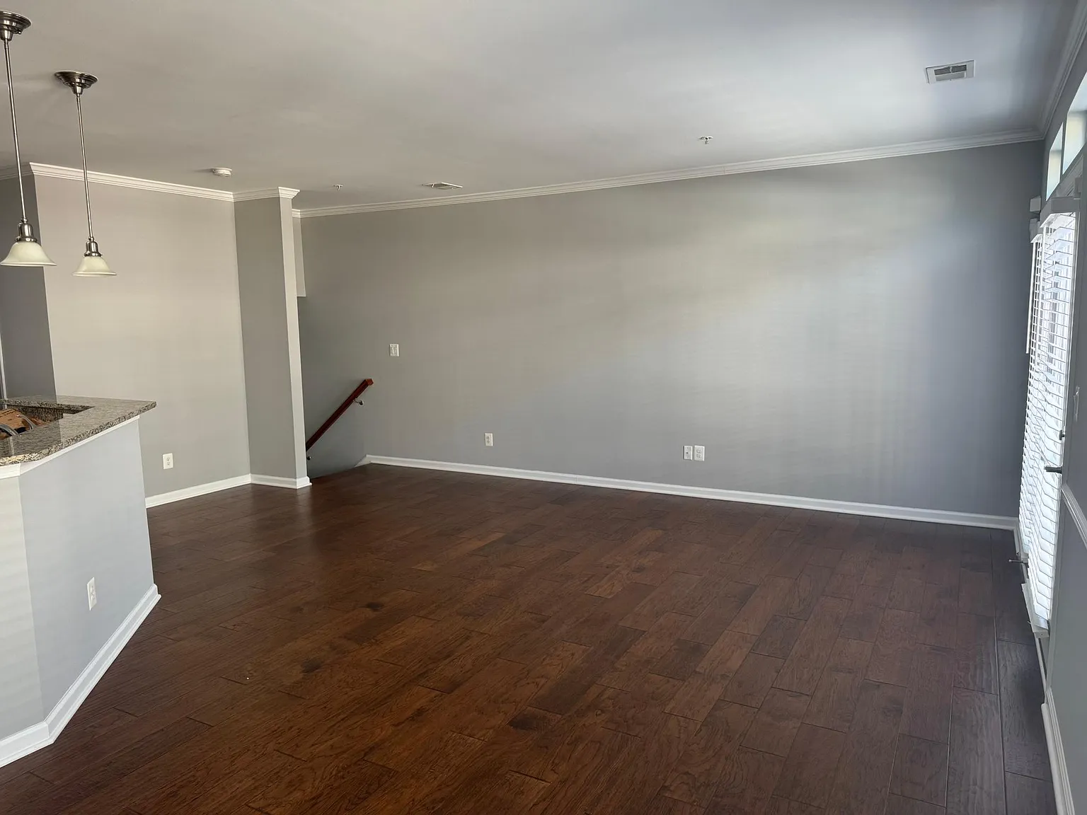 3 bed, 2194 sqft, $2,950 — Photo 4