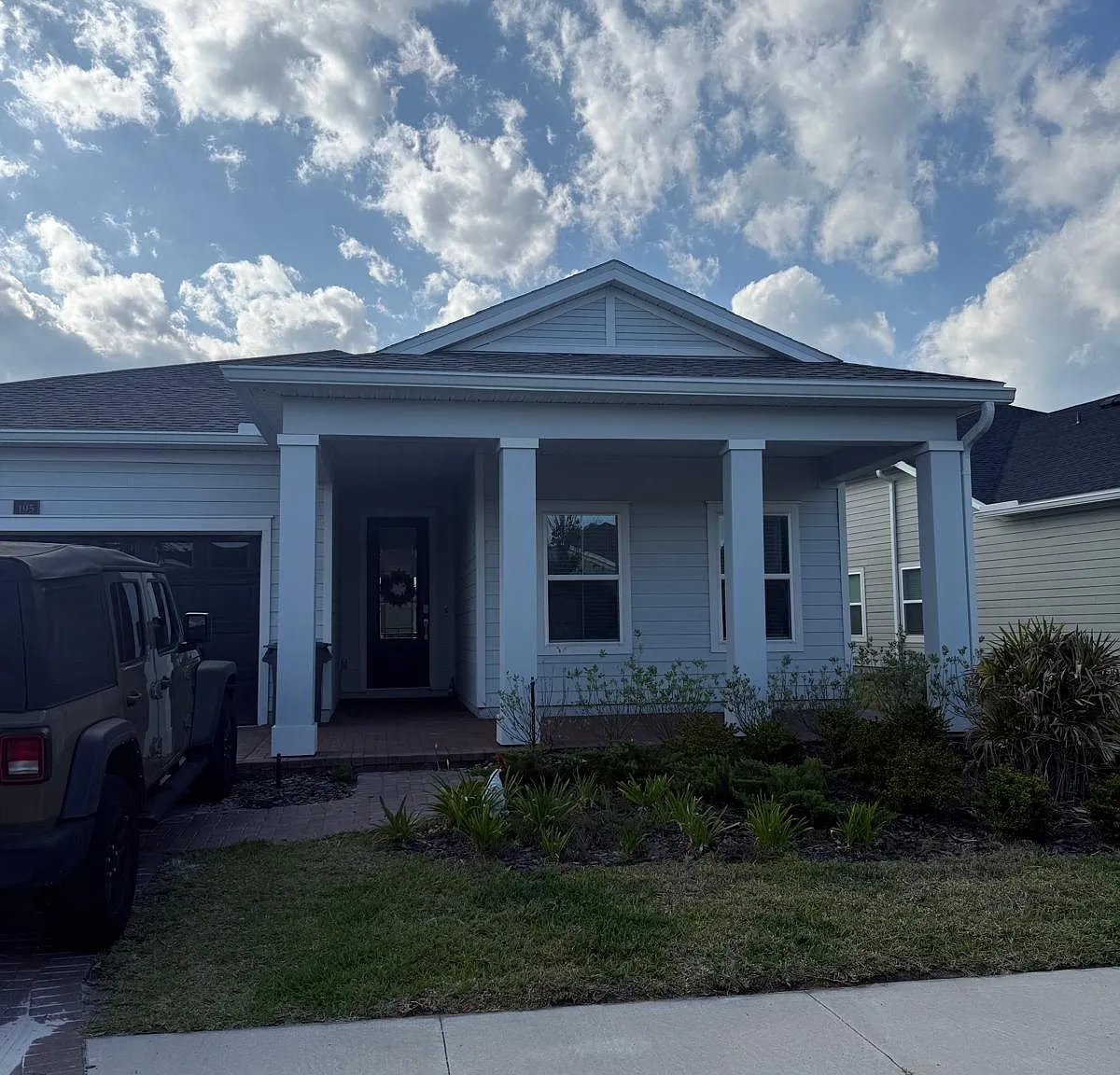 4 bed, 2028 sqft, $2,500 — Photo 1