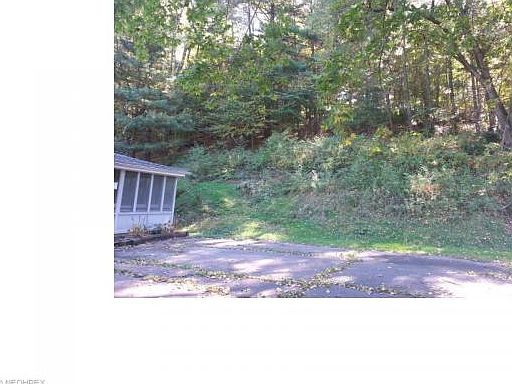 2nd image of 220 Haywood St
