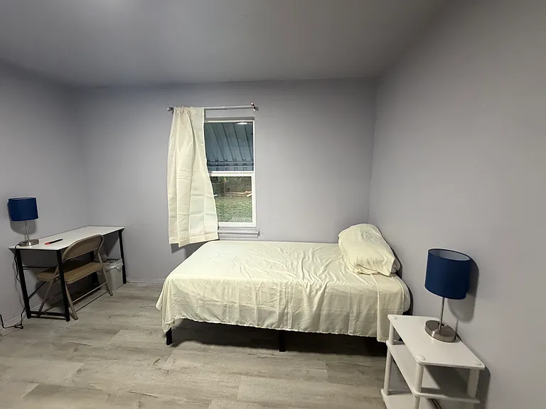 510 Gay St — Photo 32
