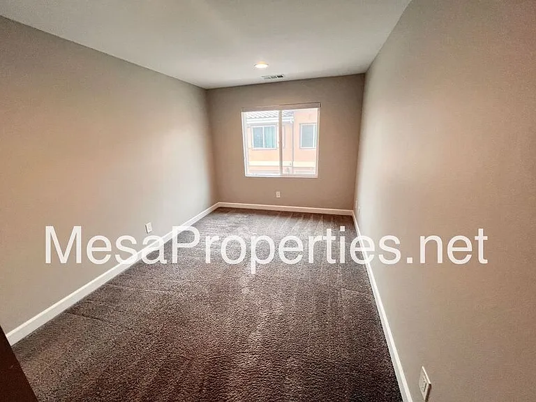 16408 Valencia Ave #311 — Photo 35