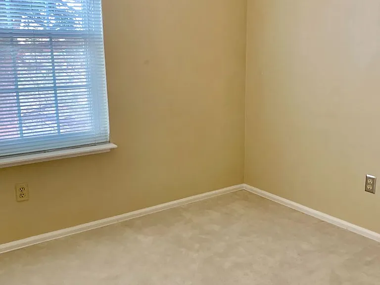 543 W Sycamore Cir — Photo 21