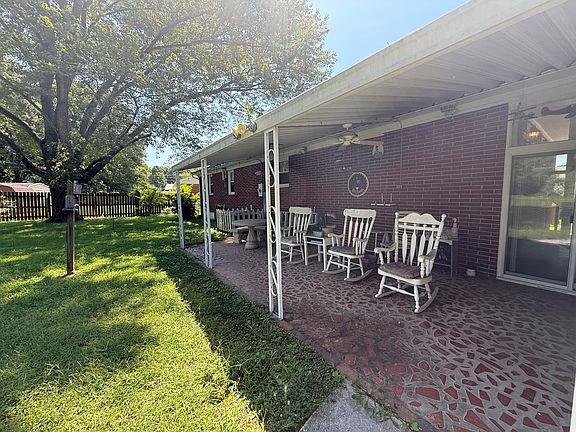 4th image of 3030 Dulwich Dr