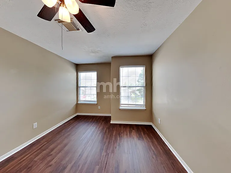 5215 Lavender Ln — Photo 19