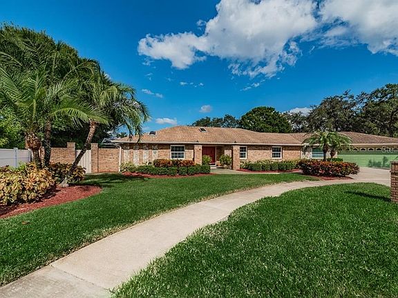 2nd image of 2815 Bridlewood Ct