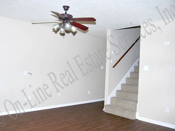 3rd image of 1206 Oney Hervey Dr #B