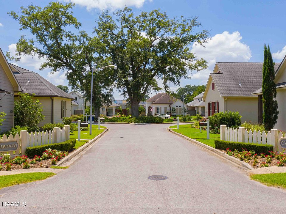 2nd image of 109 Soho Cir