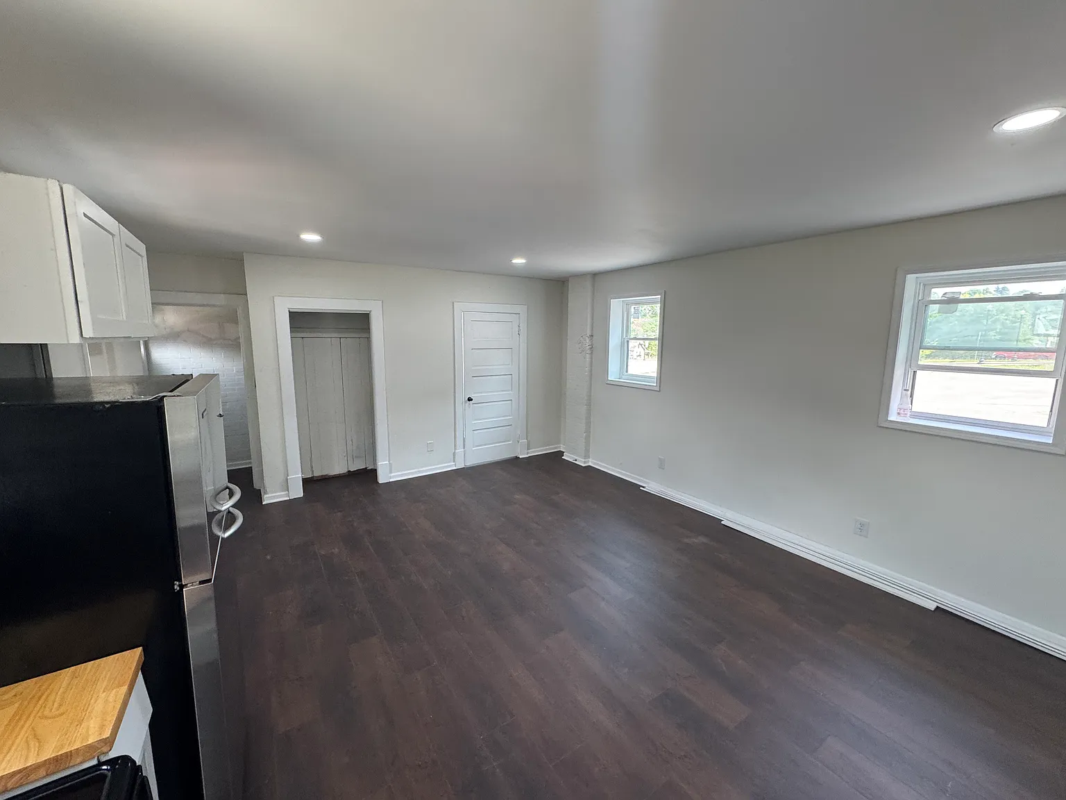 2 bed, 1.5 bath, 960 sqft, $1,695 — Photo 3