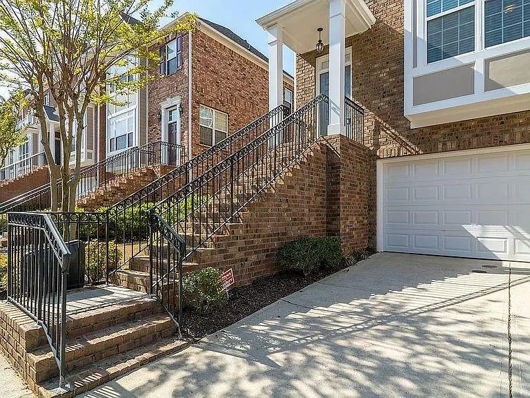 6120 Joybrook Rd — Photo 2