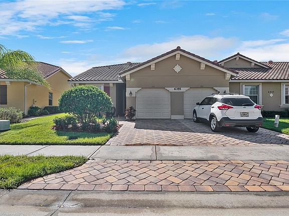 4th image of 6355 Oxford Cir Unit 101A