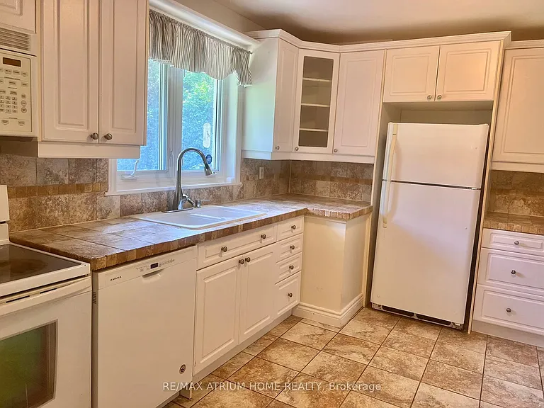 23 River Bend Rd — Photo 9