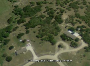 757 Baethge Blvd, Fredericksburg, TX 78624