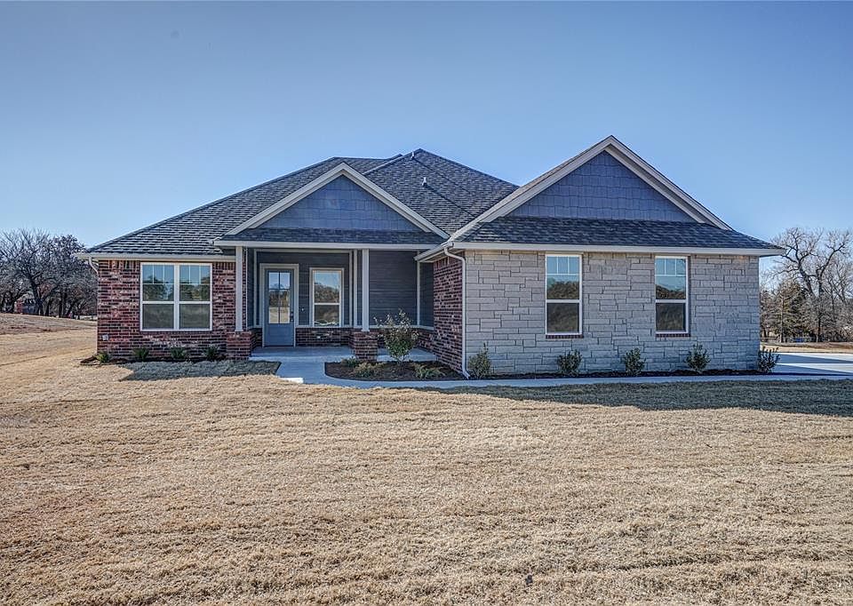 1st image of 140 Meadow Lark Ln