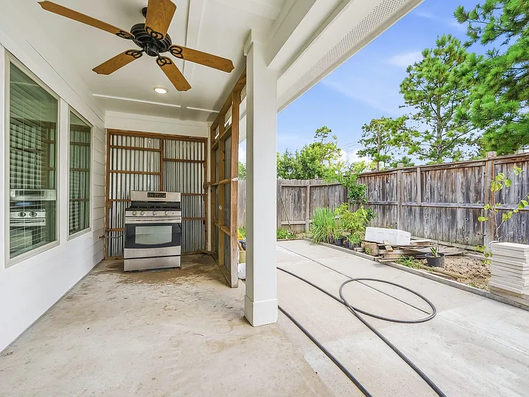 7126 Whitlow Wonder Ln — Photo 42