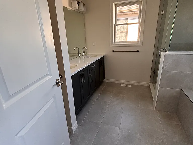 1622 Upper West Ave — Photo 11