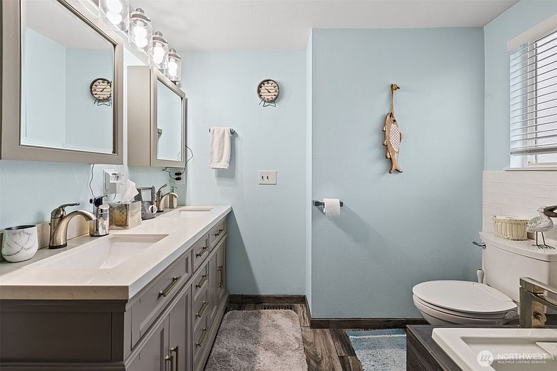 3rd image of 12311 109th Avenue Ct E