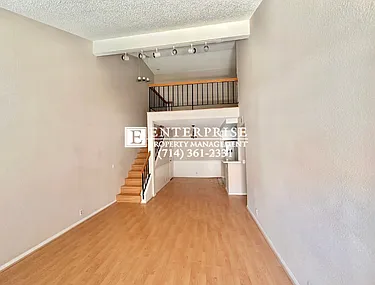37 Via Hermosa — Photo 1