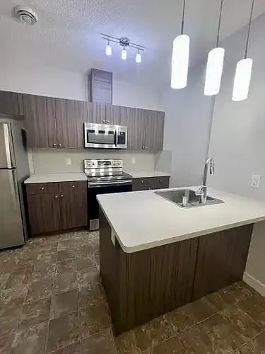 908 Berg Pl #1A Photo 1