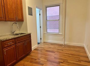 948 41st St #2R, Brooklyn, NY 11219
