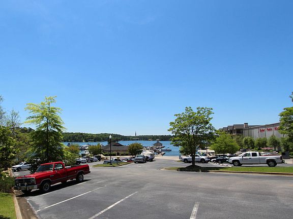 5th image of 100 Harbor Pl Unit 606