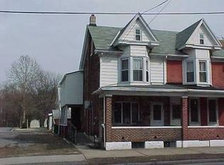 233 Center St, Tamaqua, PA 18252