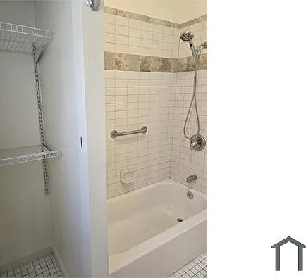 4511 N 15th St #1 — Photo 1