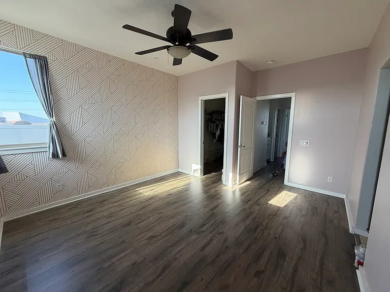 W 149th Pl — Photo 7