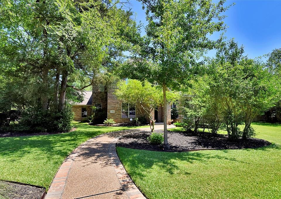 1st image of 1403 Sussex Dr
